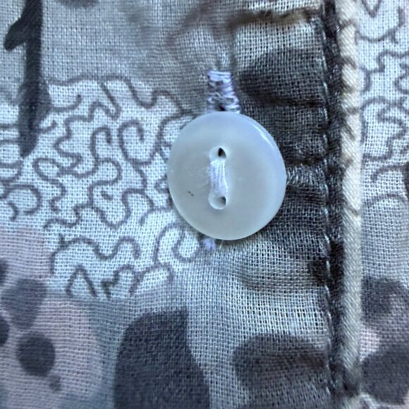 Pine Cone Hill Fine Linens Pajama Top Women's Gray White Flowers Print | Sz XS - Picture 4 of 12